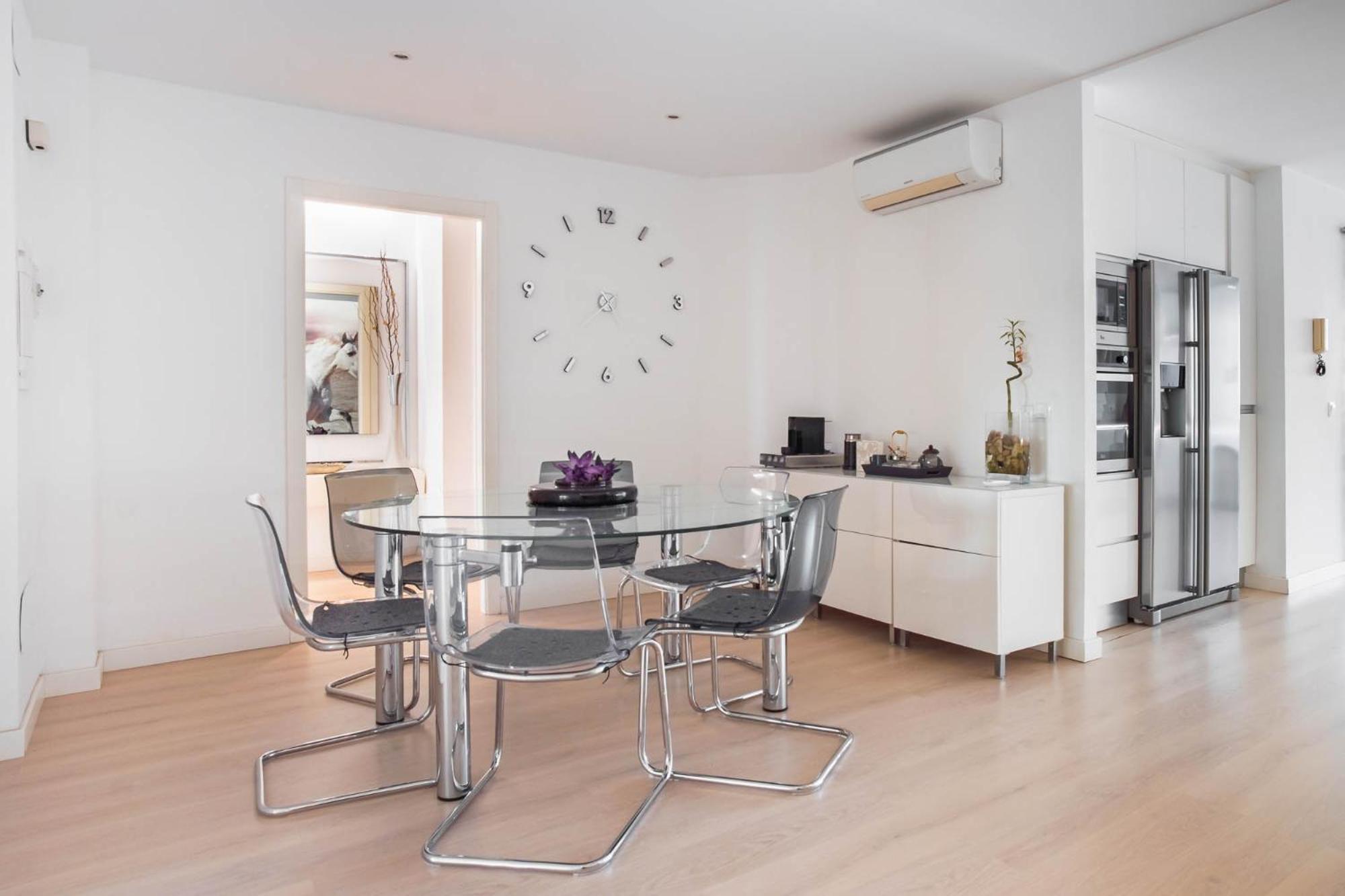 Luxury Sea View Apartment In Puerto De Alcudia Exterior photo