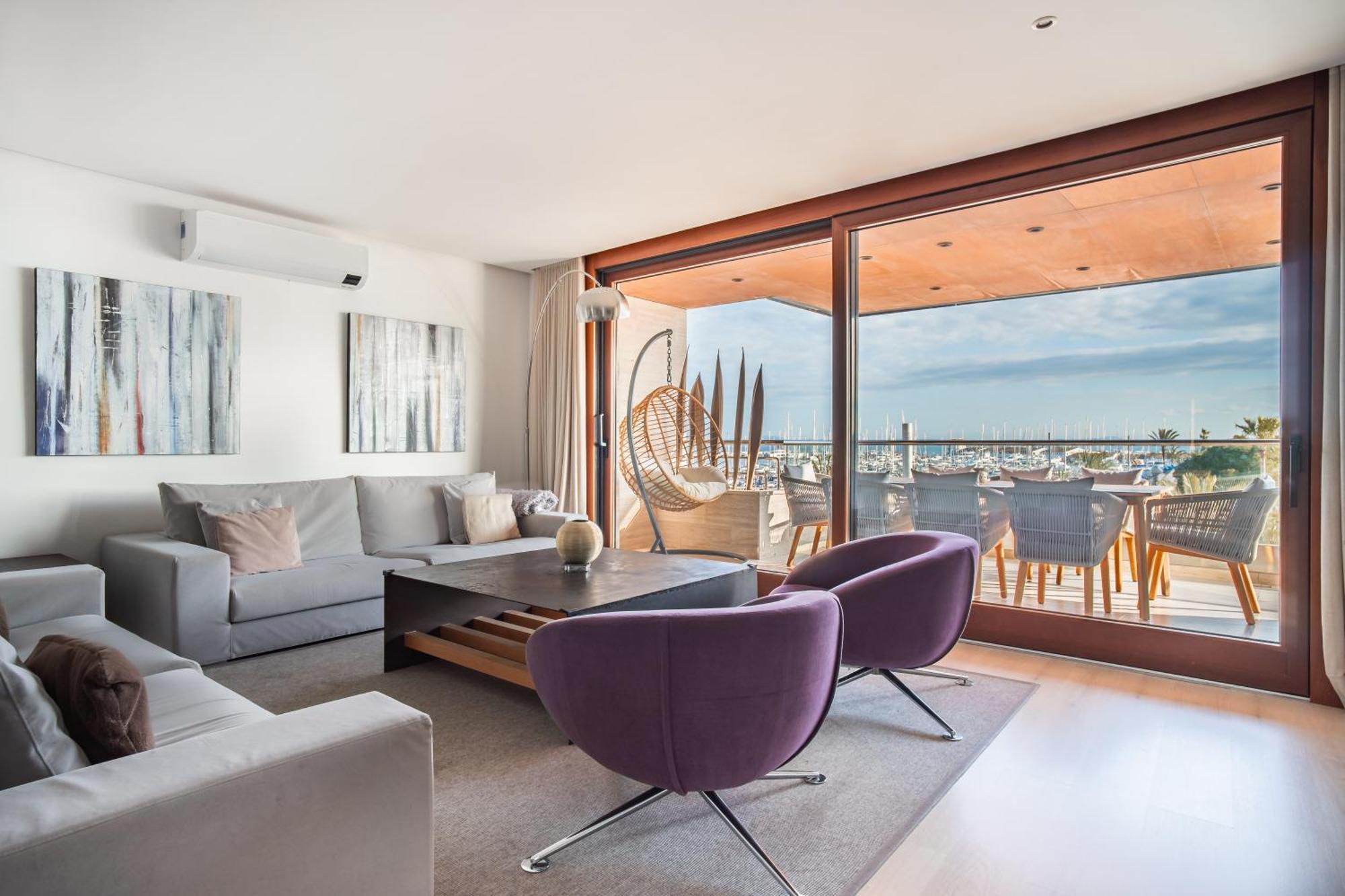 Luxury Sea View Apartment In Puerto De Alcudia Exterior photo